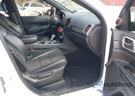 2021 Jeep Grand Cherokee Laredo X 4X4 z USA, uszkodzony, nr VIN 1C4RJFAG6MC678713